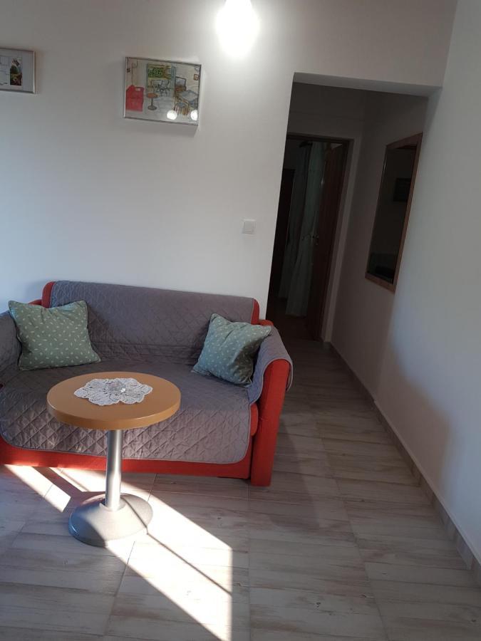 Apartmani Roza Lopar Exterior photo