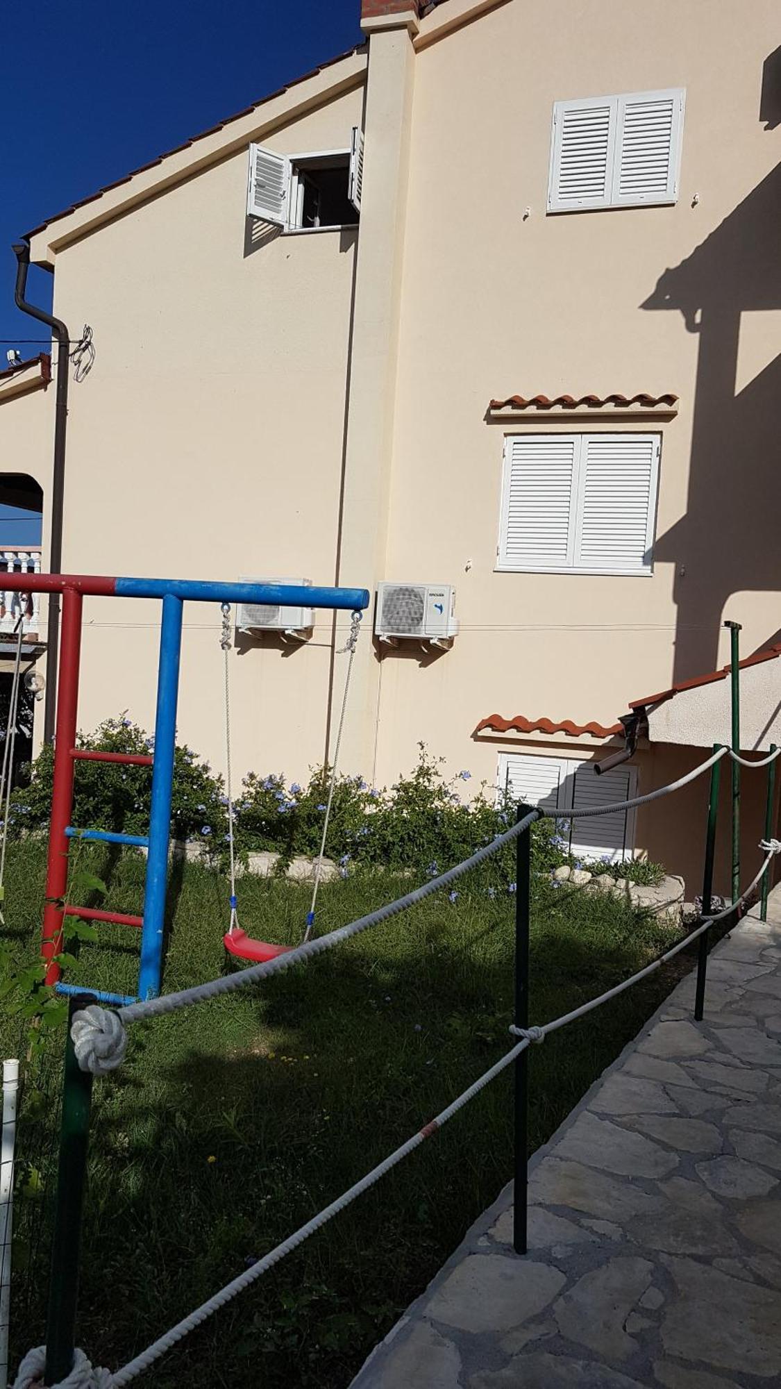 Apartmani Roza Lopar Exterior photo