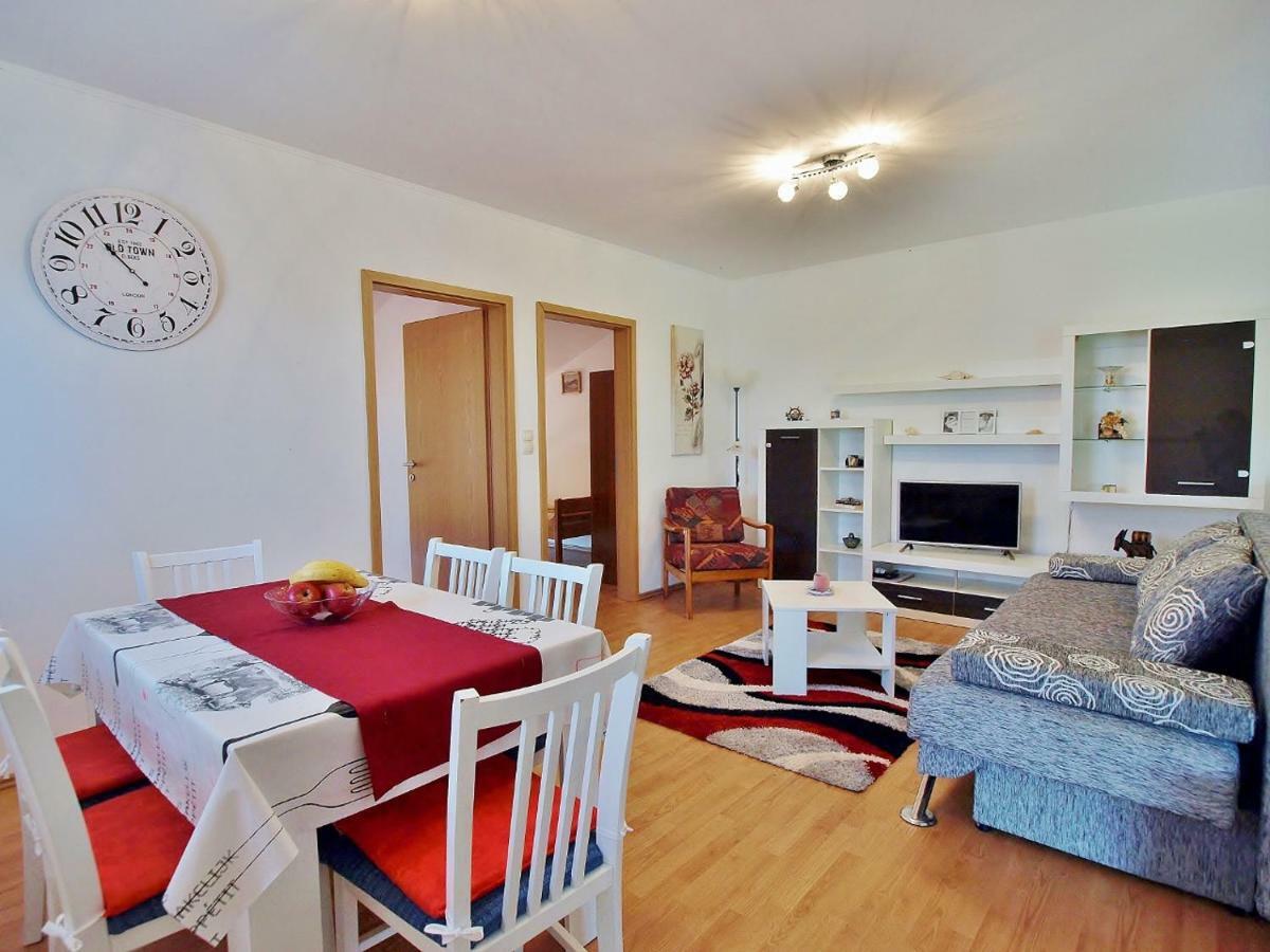 Apartmani Roza Lopar Exterior photo